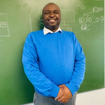 Tutors In Cape Town- Lwazi B tutor for Natural Science, Maths, Life Science